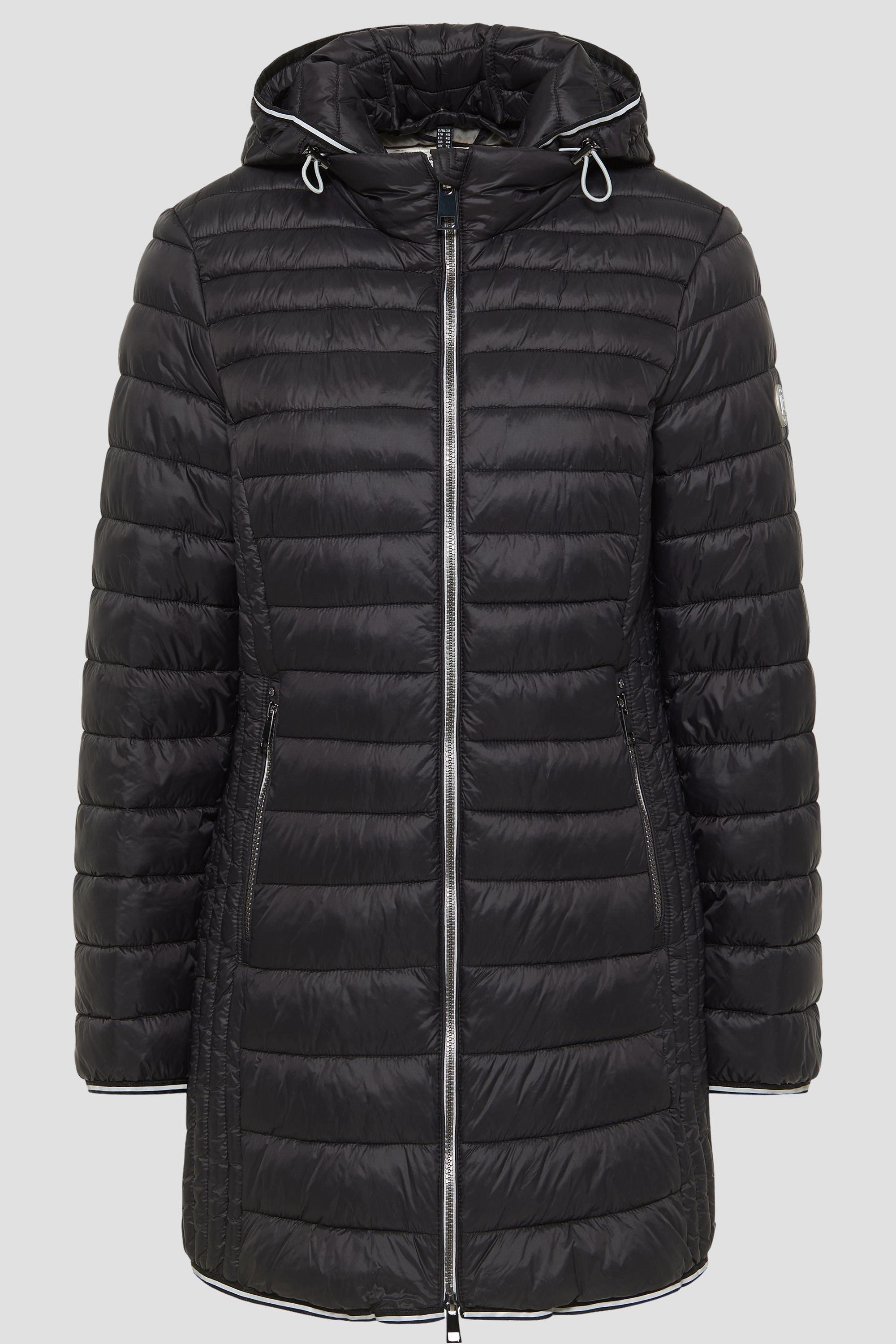 Lange Damen Steppjacke in Schwarz mit Kapuze und Stehkragen.